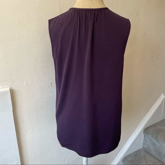 Theory Purple Silk Sleeveless Ruffle Keyhole Front Junio Blouse EUC Size Small - Picture 3 of 9